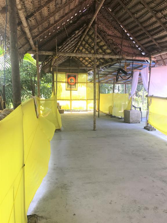 Ashiyana Cliff And Beach Resort Varkala Esterno foto